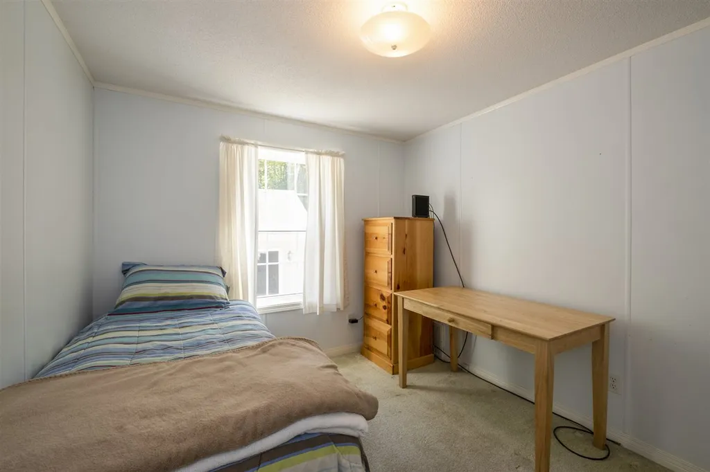 378 Young Road Barrington NH 03825