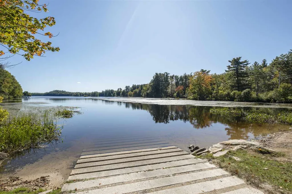 378 Young Road Barrington NH 03825
