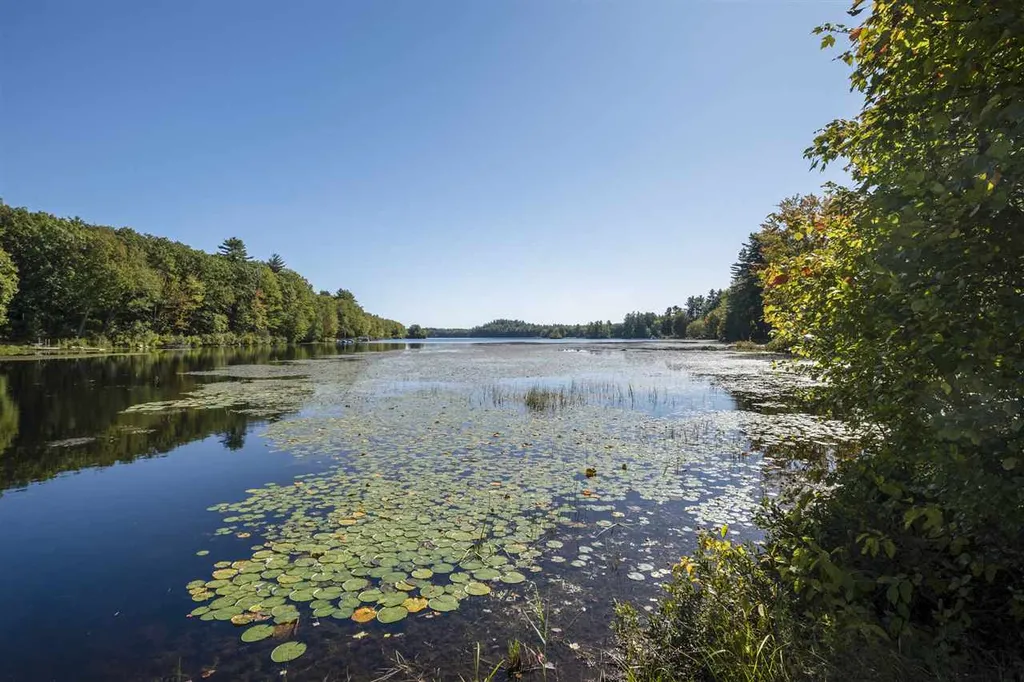 378 Young Road Barrington NH 03825