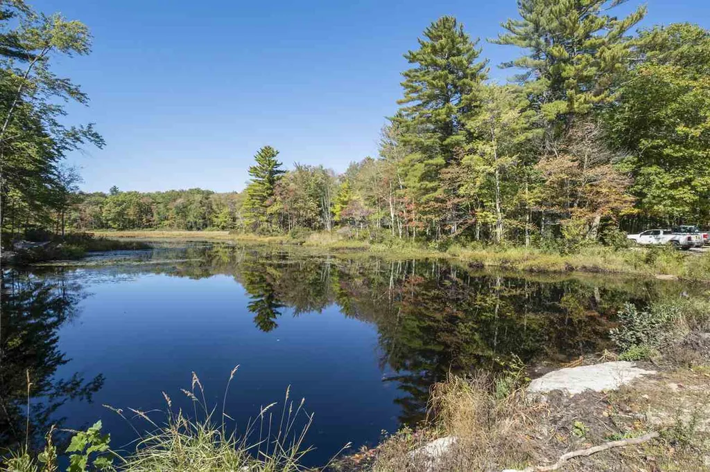 378 Young Road Barrington NH 03825