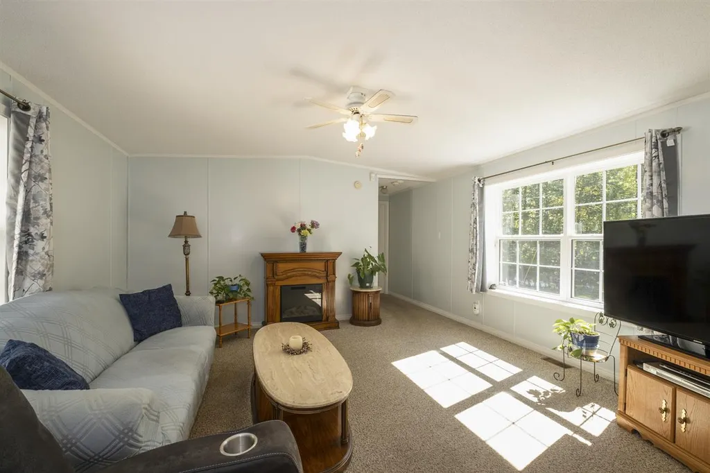 378 Young Road Barrington NH 03825