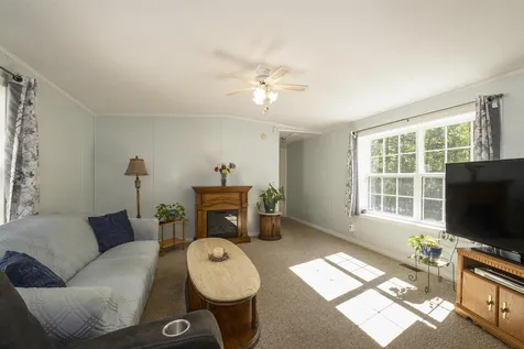 378 Young Road Barrington NH 03825