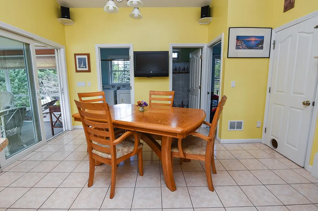 388 Sandown Road Fremont NH 03044