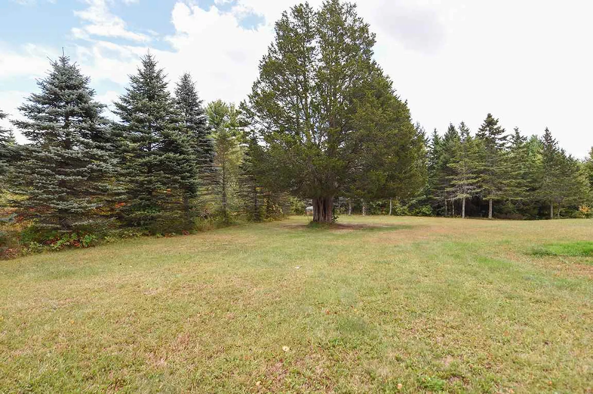 388 Sandown Road Fremont NH 03044