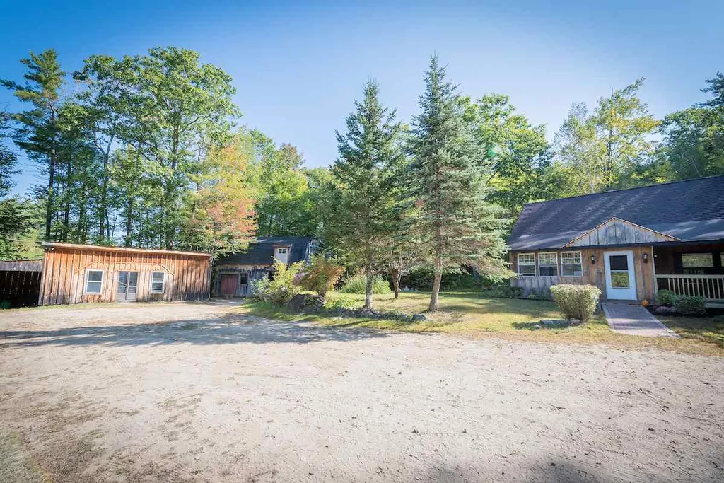 5 Spring Tavern Hill Road Ossipee NH 03864-7259