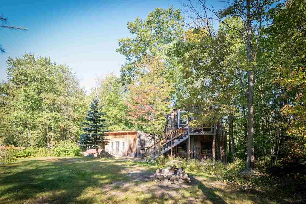 5 Spring Tavern Hill Road Ossipee NH 03864-7259