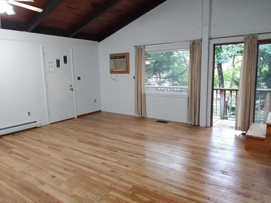 175 Camelot Shore Drive Farmington NH 03835