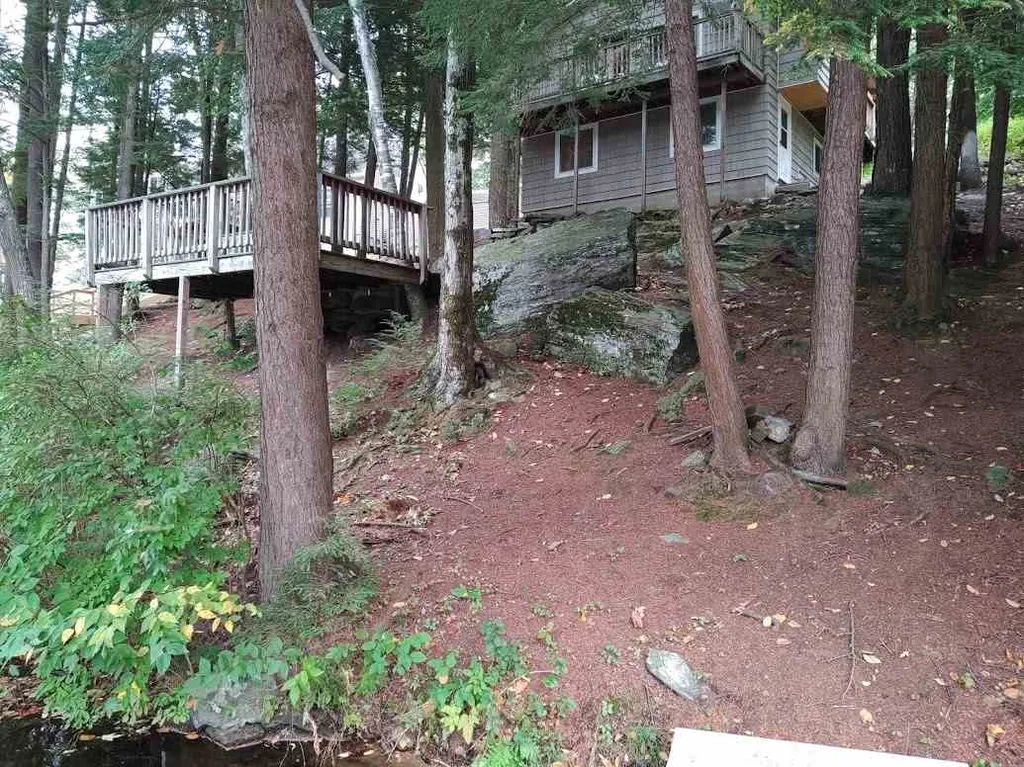 175 Camelot Shore Drive Farmington NH 03835