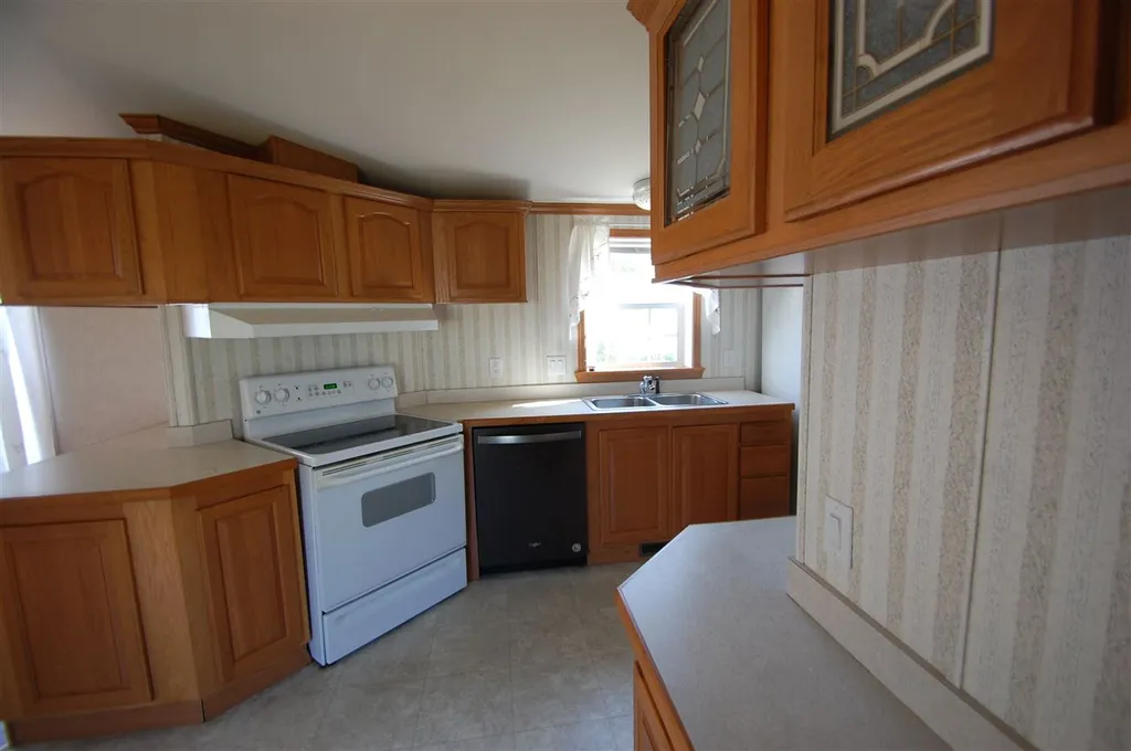 126 Dart Drive Salem NH 03079