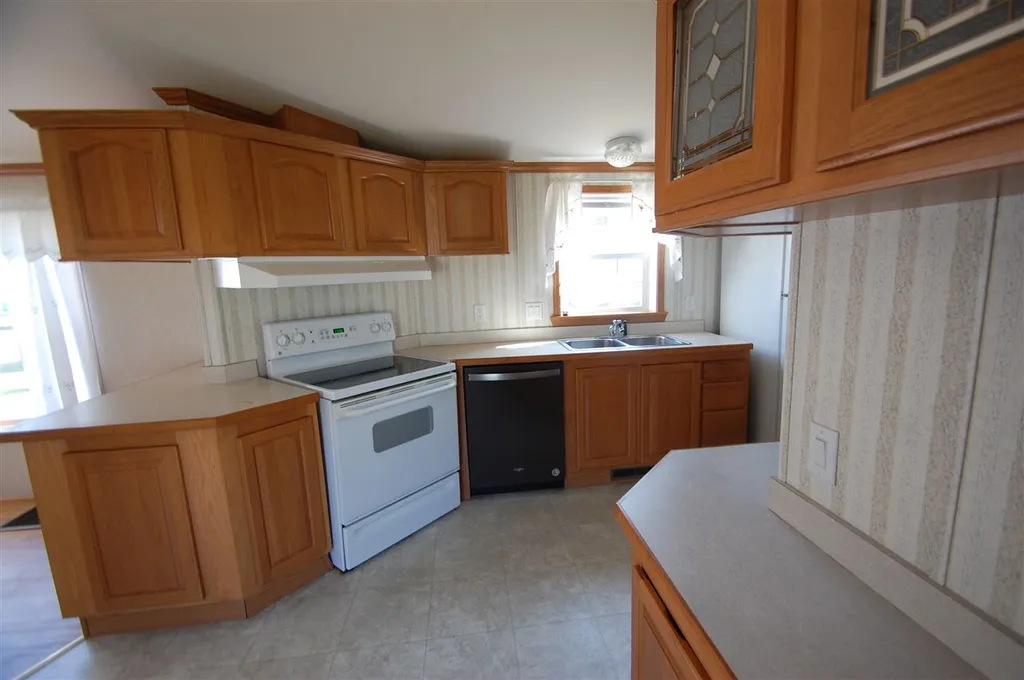 126 Dart Drive Salem NH 03079