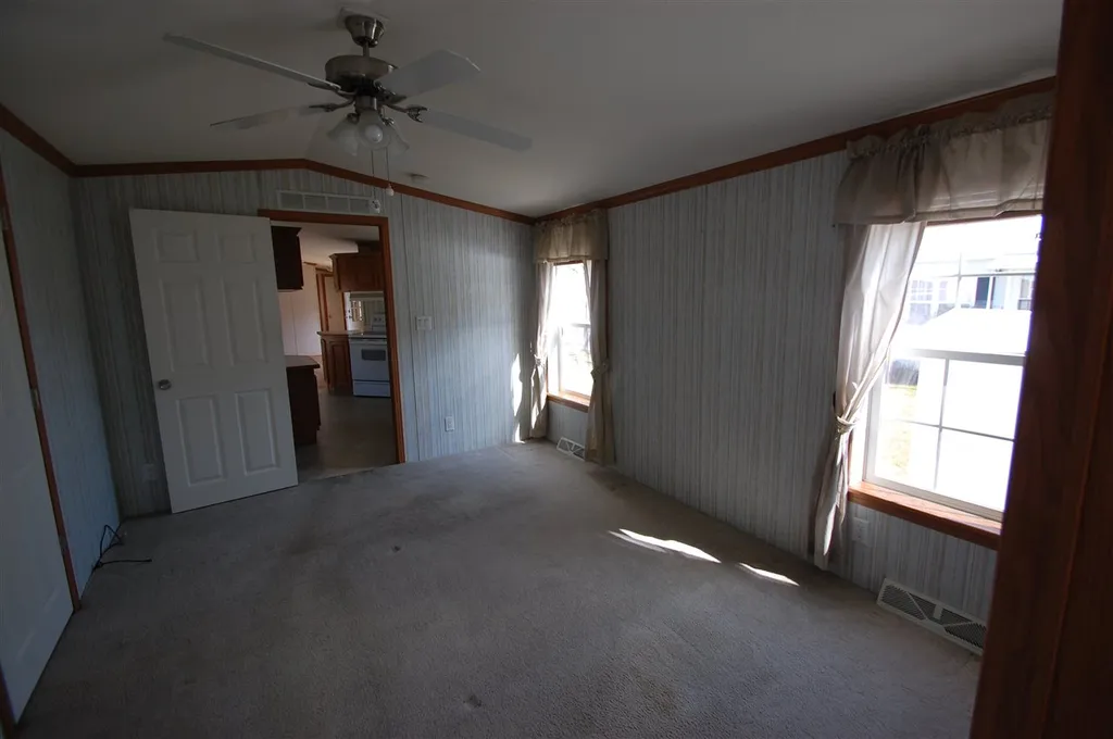 126 Dart Drive Salem NH 03079