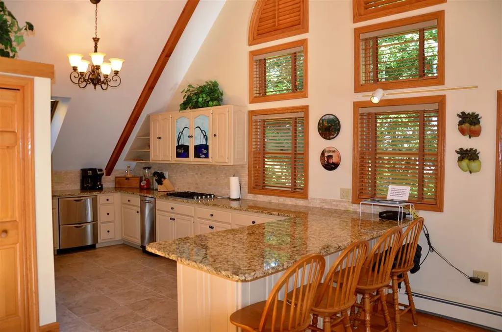 24 Quimby Road Meredith NH 03253