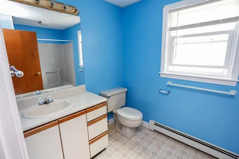 739 Dix Street Manchester NH 03103