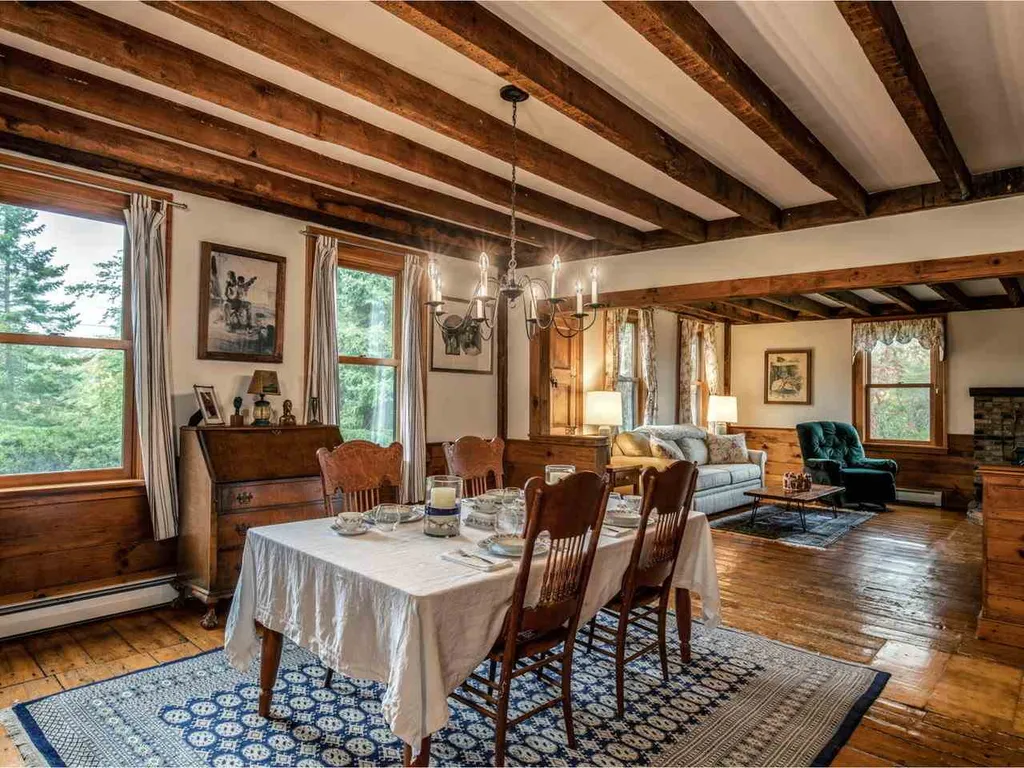 1108 Satterly Road Ferrisburgh VT 05456
