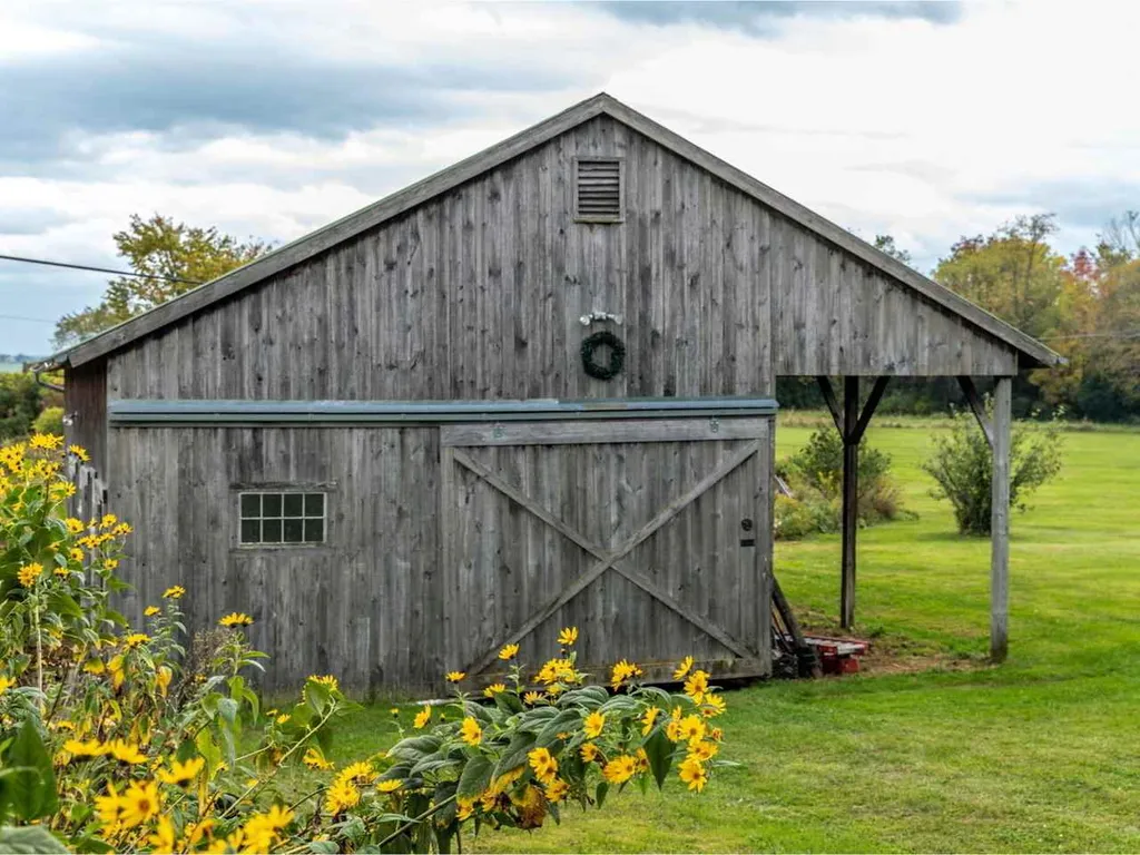1108 Satterly Road Ferrisburgh VT 05456