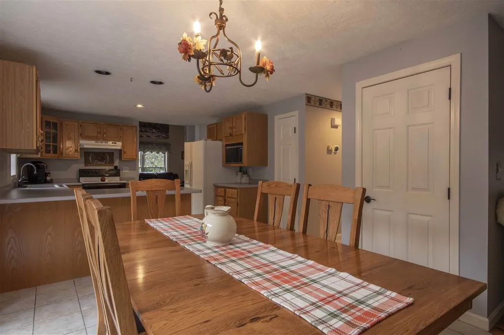 60 Independence Lane Manchester NH 03104