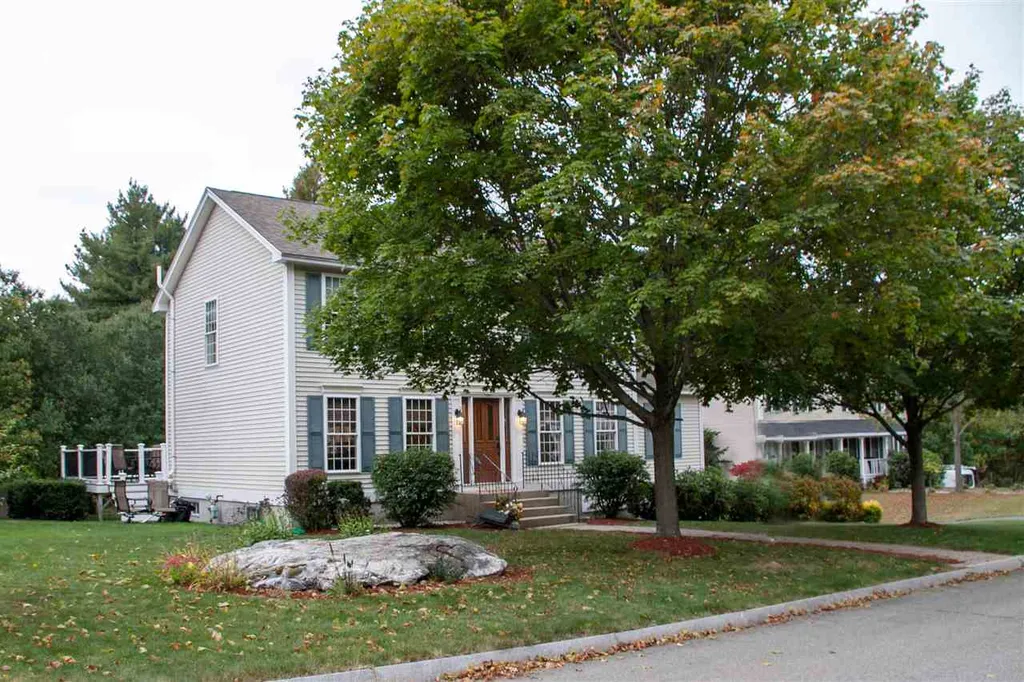 60 Independence Lane Manchester NH 03104