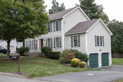60 Independence Lane Manchester NH 03104