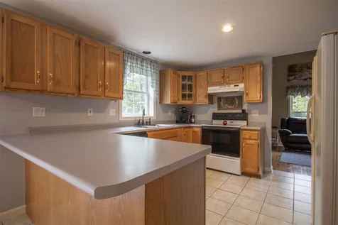 60 Independence Lane Manchester NH 03104