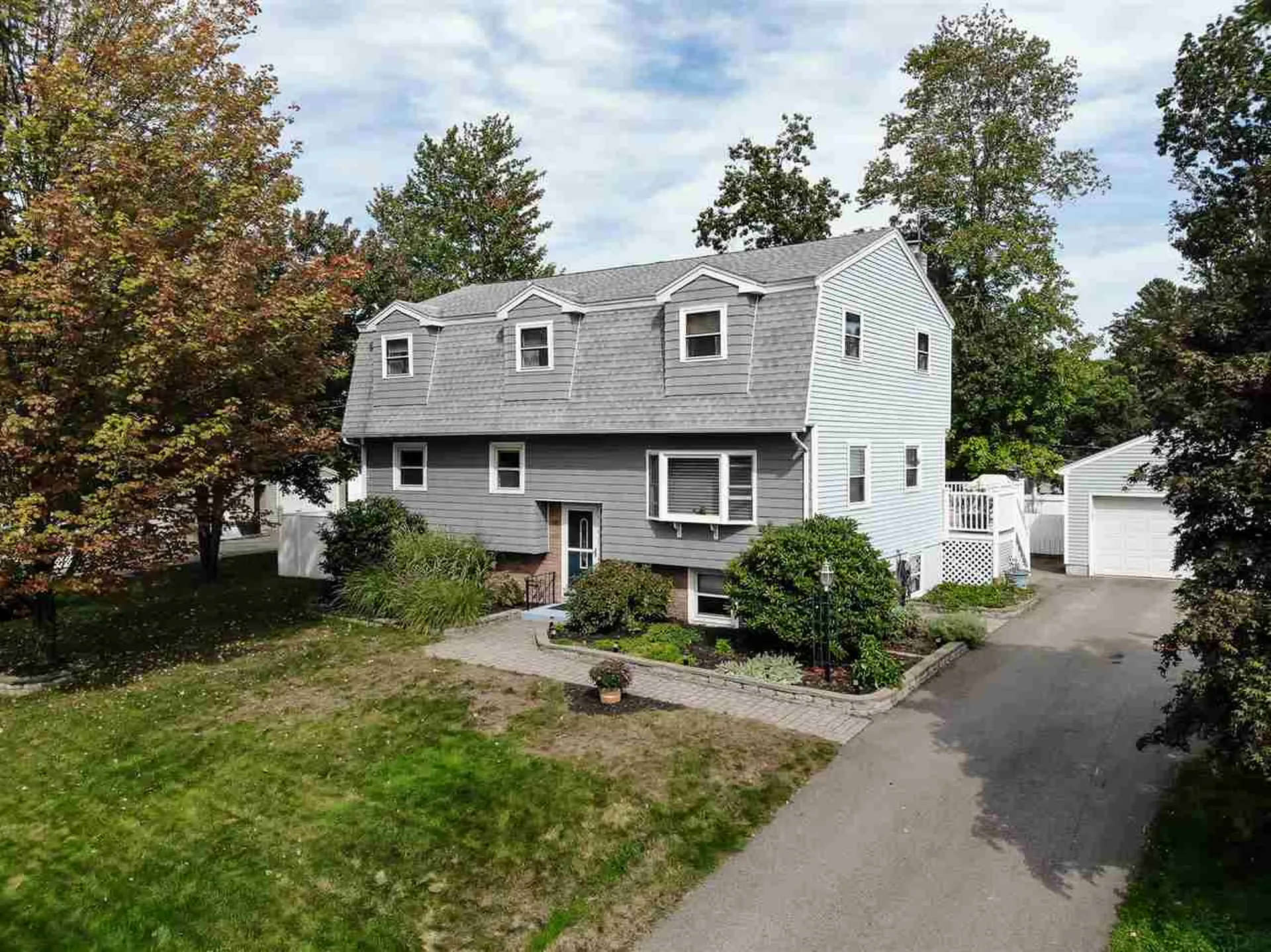 27 Edinburgh Drive Nashua NH 03062