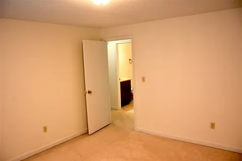 11 Highland Street Somersworth NH 03878