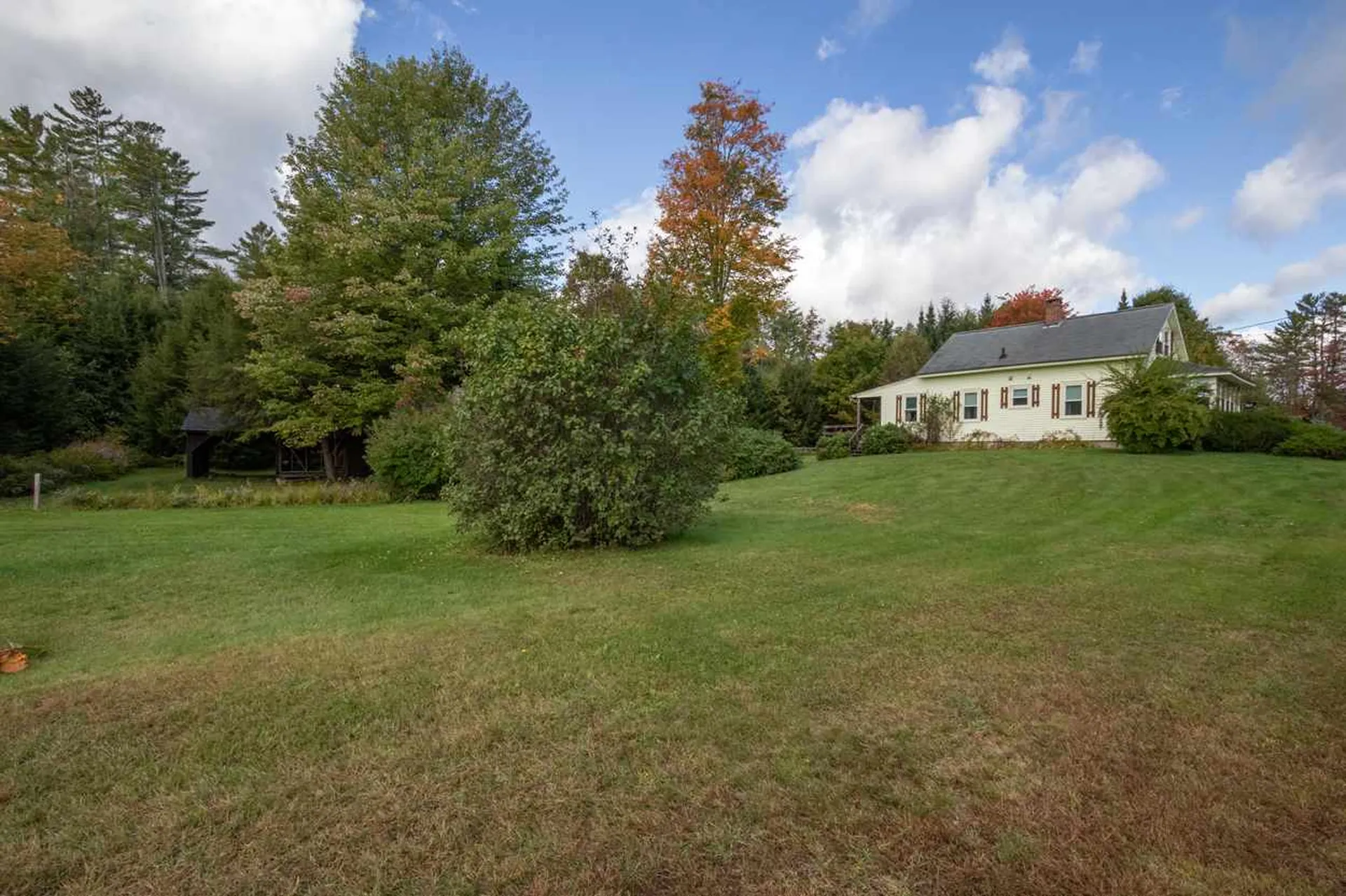 157 Stinson Lake Road Rumney NH 03266