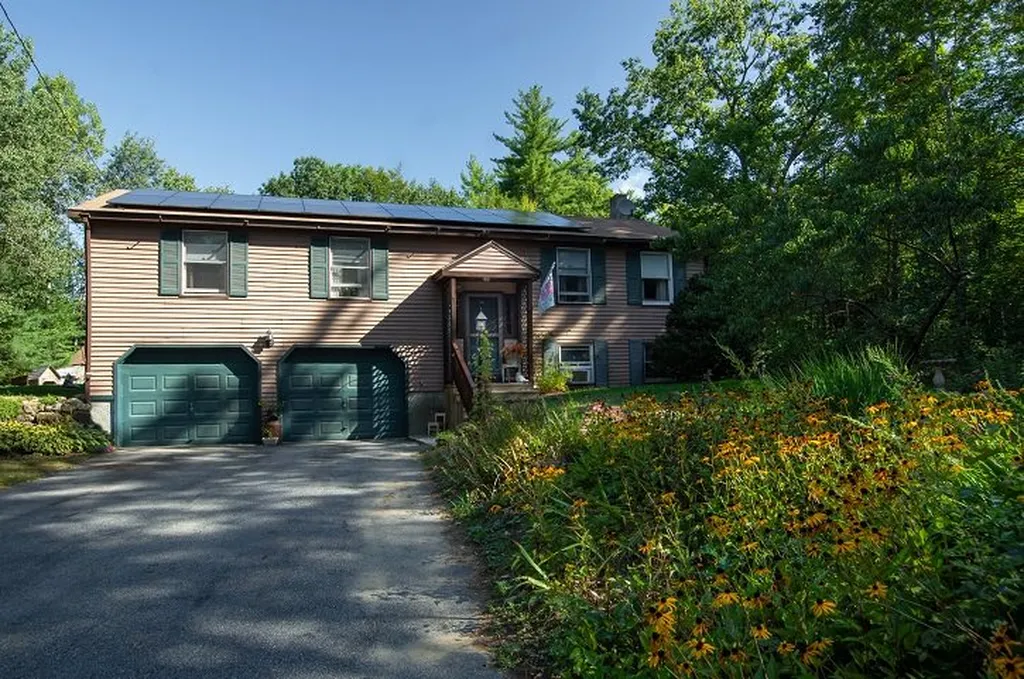 58 Pine Ridge Road Hillsborough NH 03244