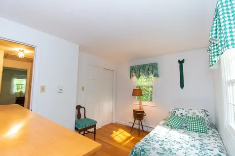 40 Woodridge Road Durham NH 03824