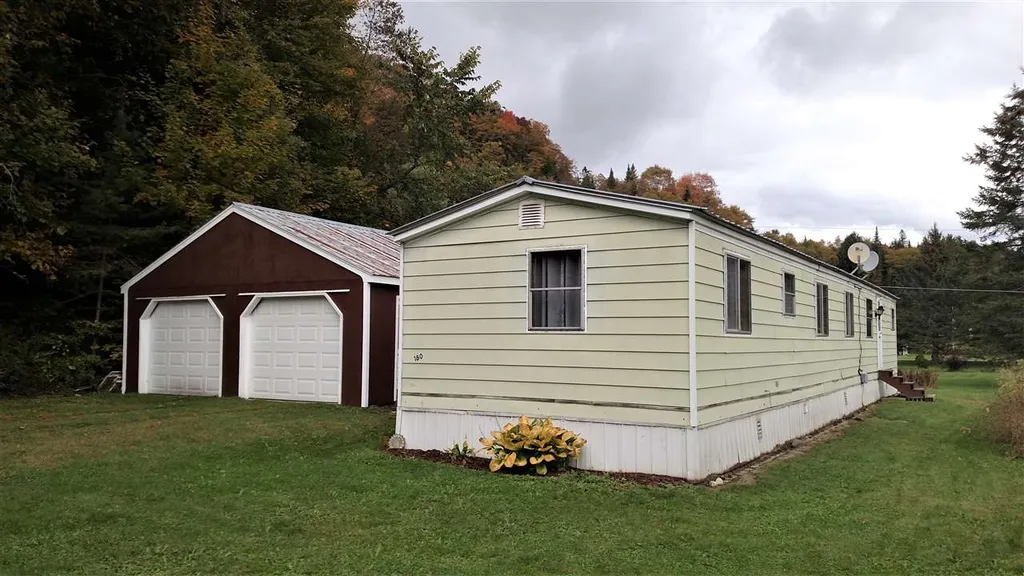 180 Ingalls Lane Lyndon VT 05851