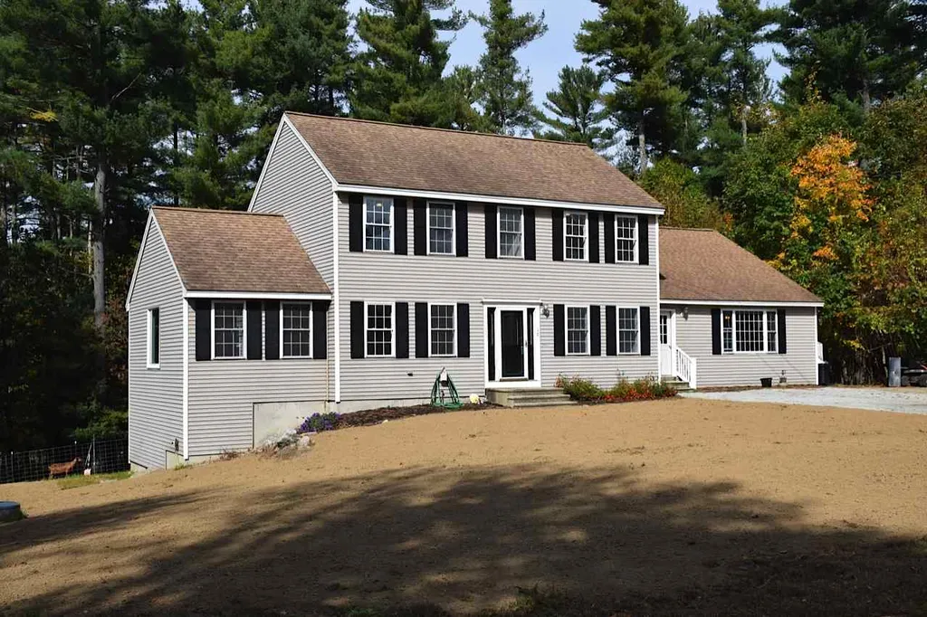 10 Blueberry Lane Brookline NH 03033