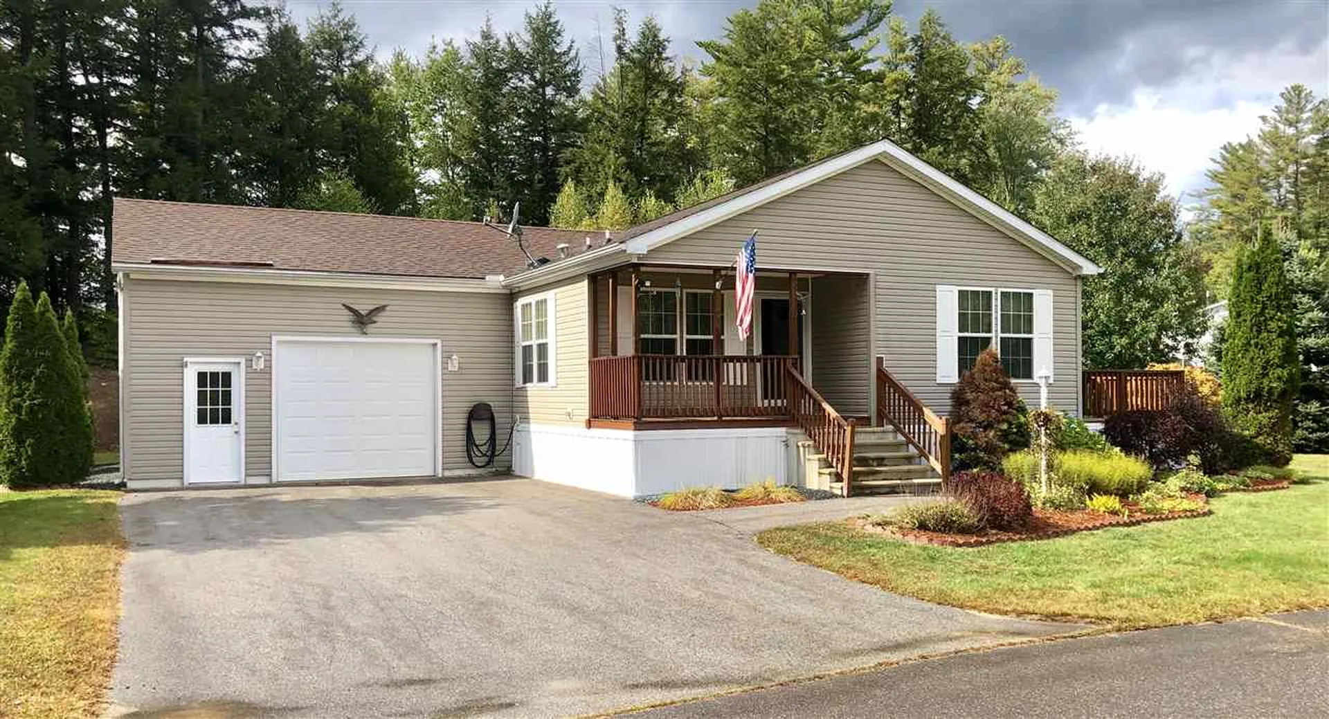 2 Fox Hill Circle Tilton NH 03276