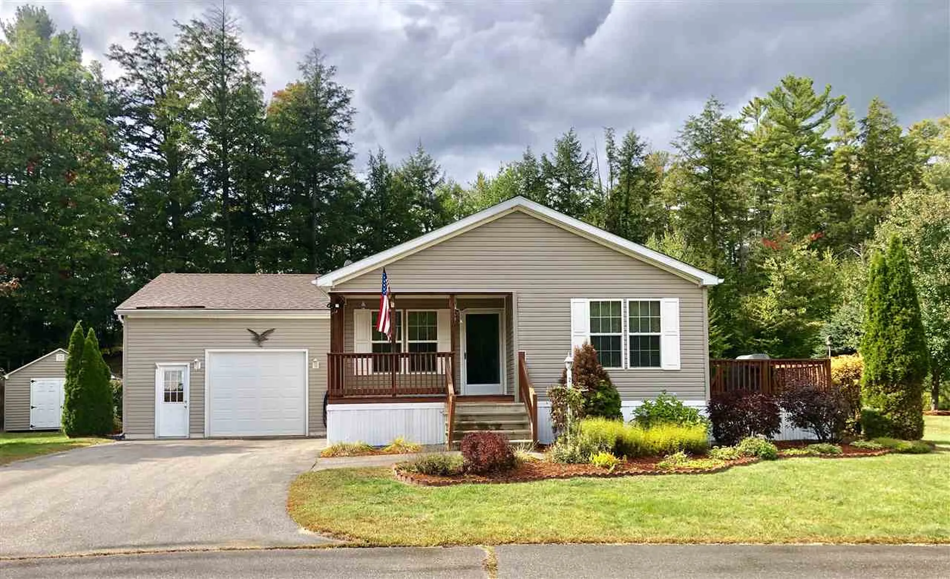 2 Fox Hill Circle Tilton NH 03276