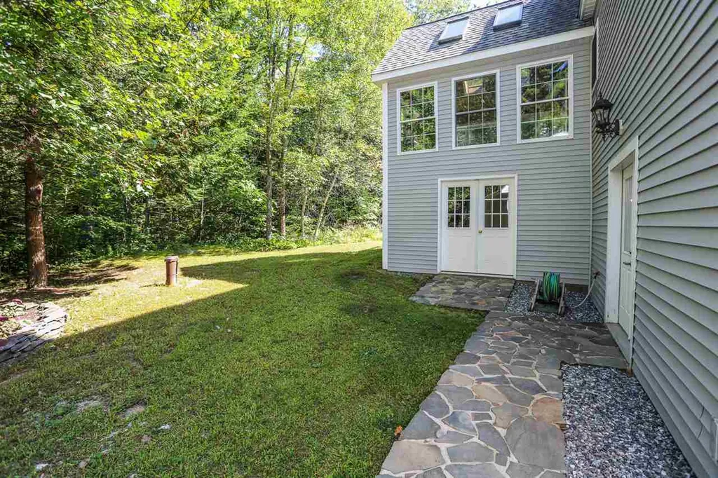 13 Dolloff Dam Road Nottingham NH 03290