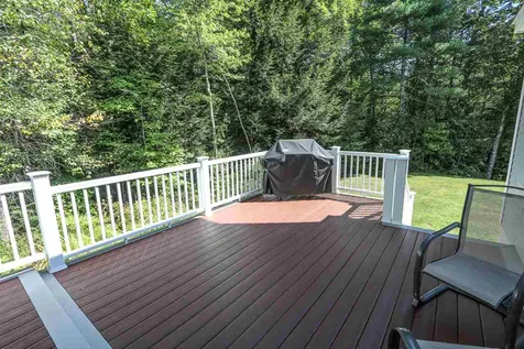 13 Dolloff Dam Road Nottingham NH 03290