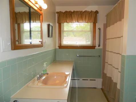 151 Kendall Street Franklin NH 03235