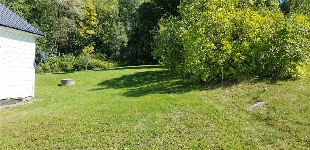 828 Franklin Highway Andover NH 03216
