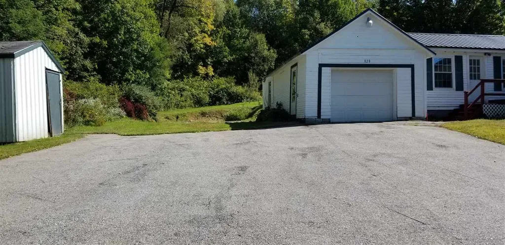 828 Franklin Highway Andover NH 03216