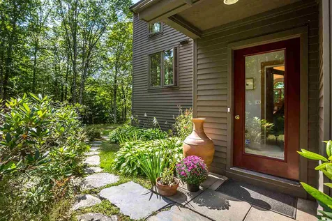 1013 South Street Brattleboro VT 05301