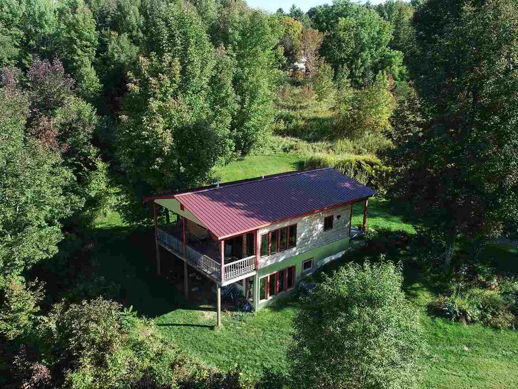 1476 East Hill Road Plainfield VT 05667