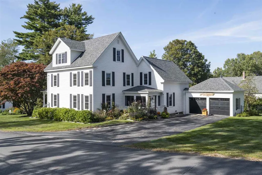 8 Lower Terrace Avenue Meredith NH 03253