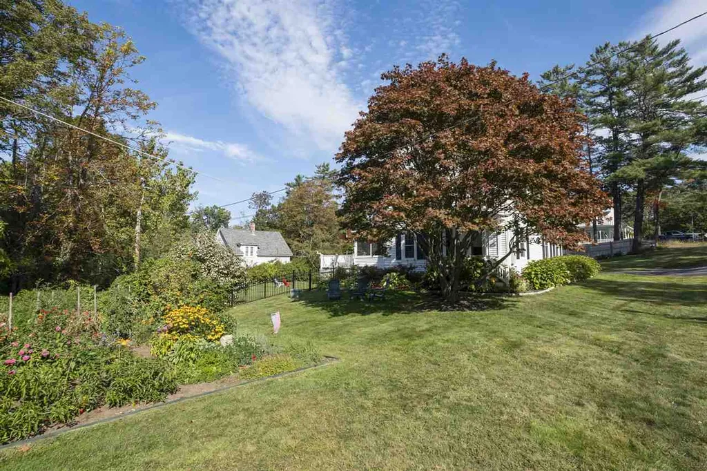 8 Lower Terrace Avenue Meredith NH 03253