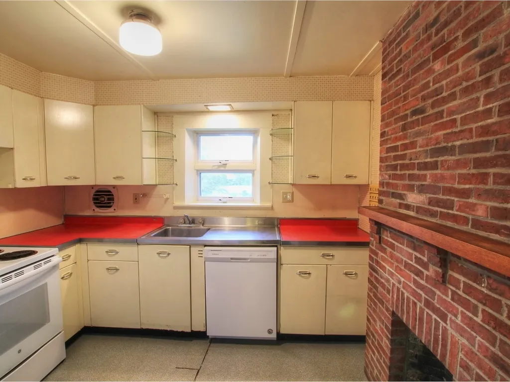 1299 Quarry Road Middlebury VT 05753
