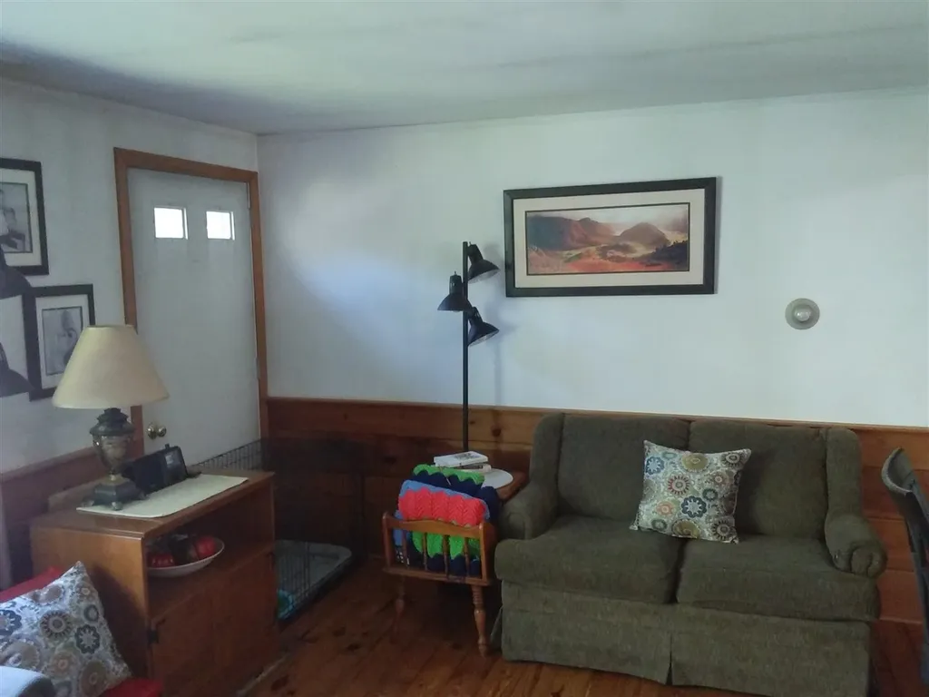 24 Dunlop Drive Tilton NH 03276
