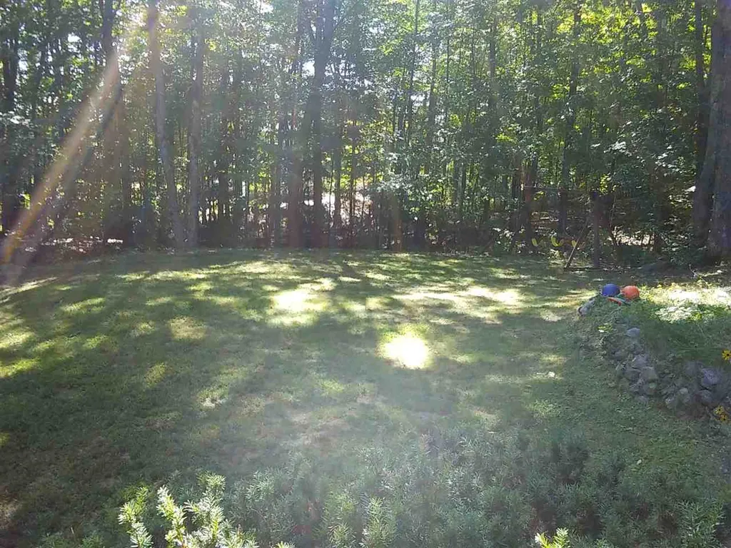 24 Dunlop Drive Tilton NH 03276