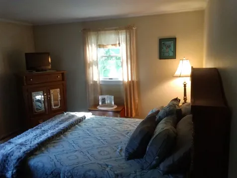 24 Dunlop Drive Tilton NH 03276