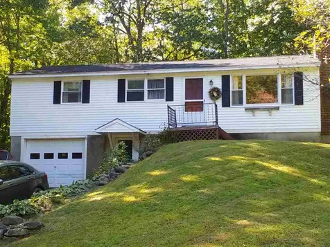 24 Dunlop Drive Tilton NH 03276