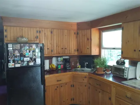 24 Dunlop Drive Tilton NH 03276