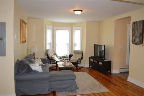 6 Spruce Street Concord NH 03301