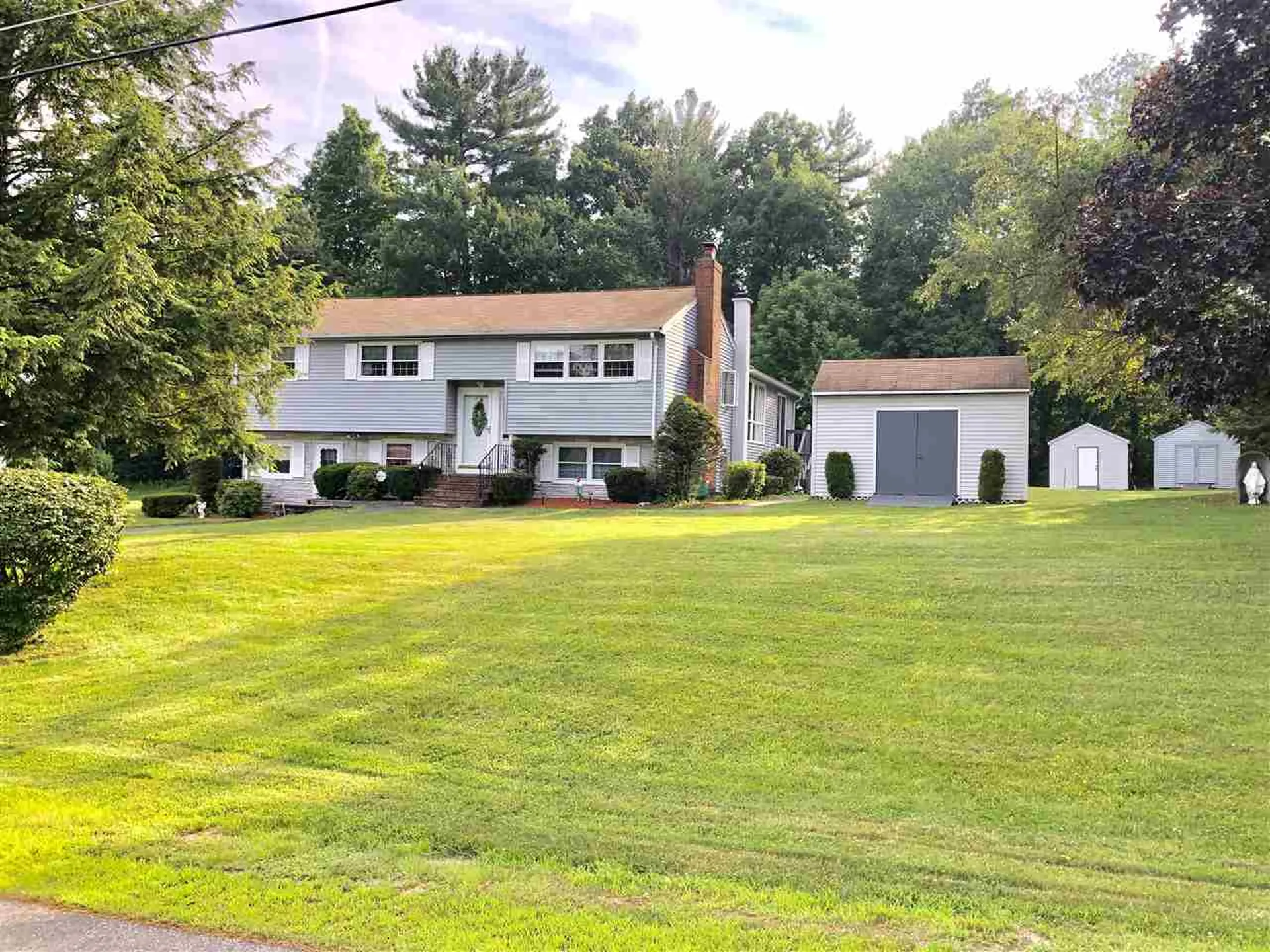 13 Koper Lane Pelham NH 03076