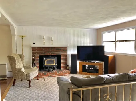 13 Koper Lane Pelham NH 03076